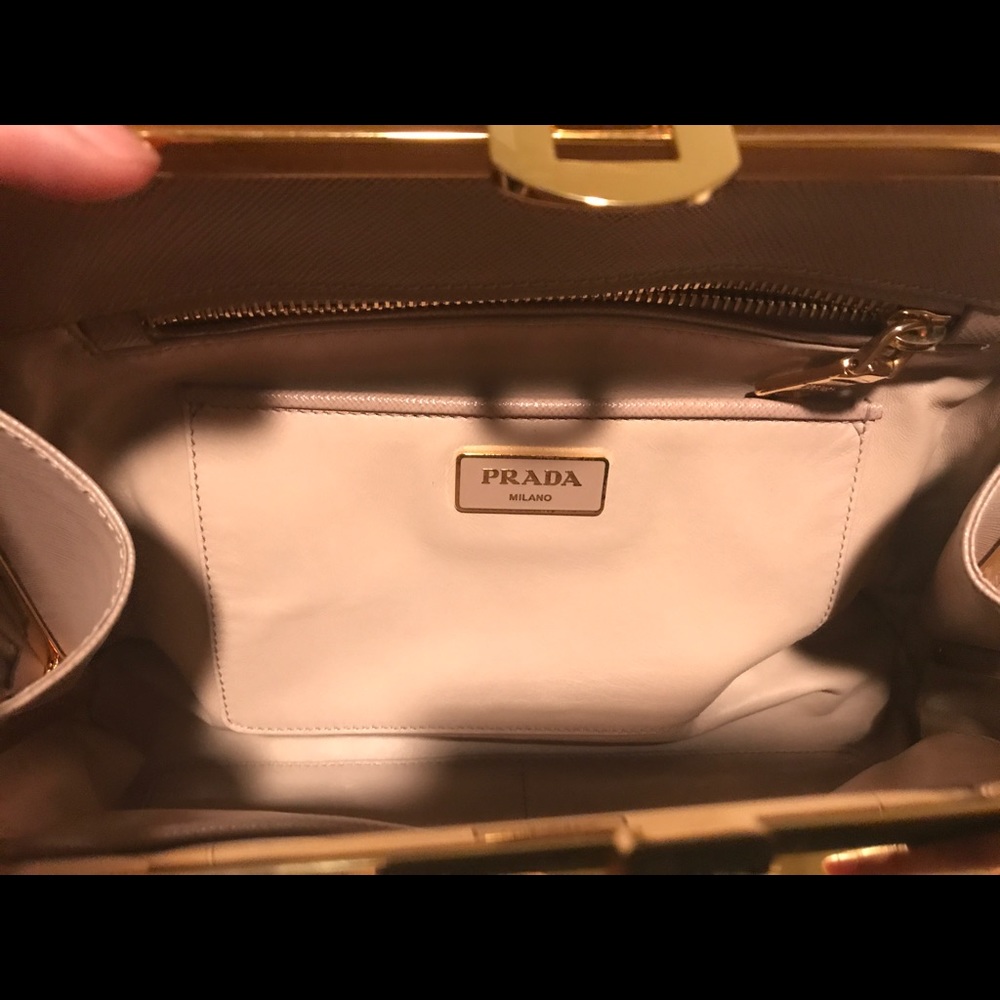 🚫SOLD🚫Additional Photo of Prada Bag